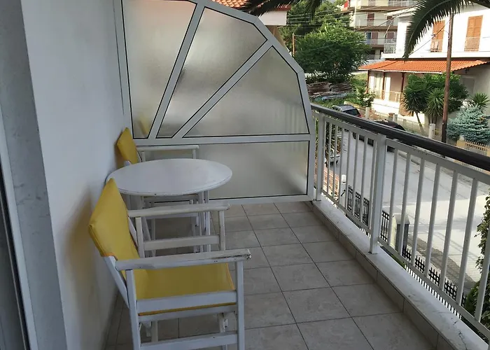 Iris Hotell 2*