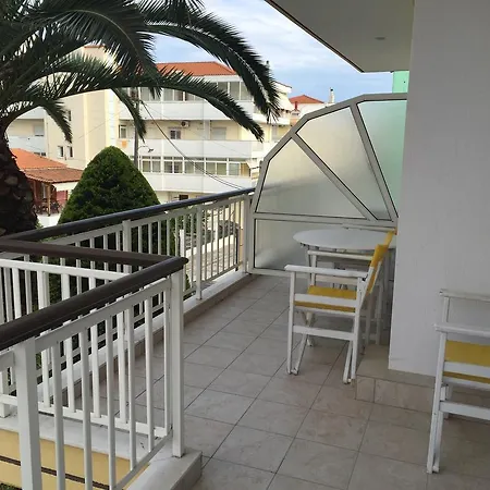 Iris Hotel